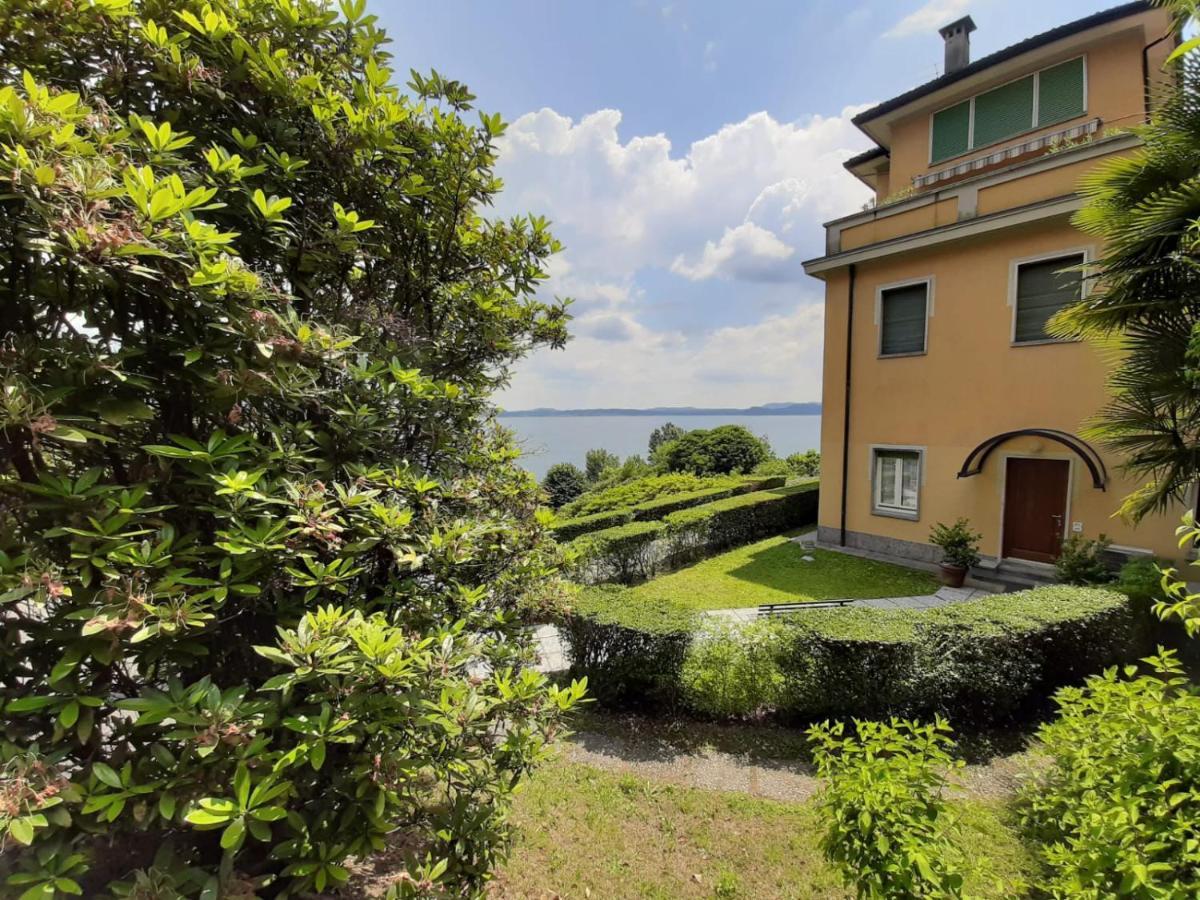 Bmp Apartment Gioiosa 1 Terrazza Vista Lago 벨지라테 외부 사진
