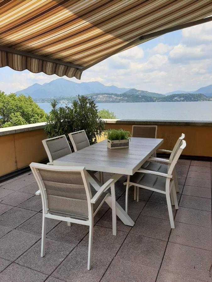 Bmp Apartment Gioiosa 1 Terrazza Vista Lago 벨지라테 외부 사진
