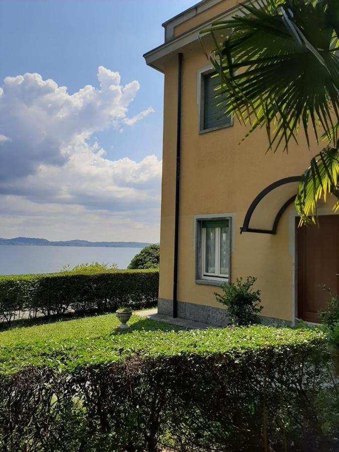 Bmp Apartment Gioiosa 1 Terrazza Vista Lago 벨지라테 외부 사진