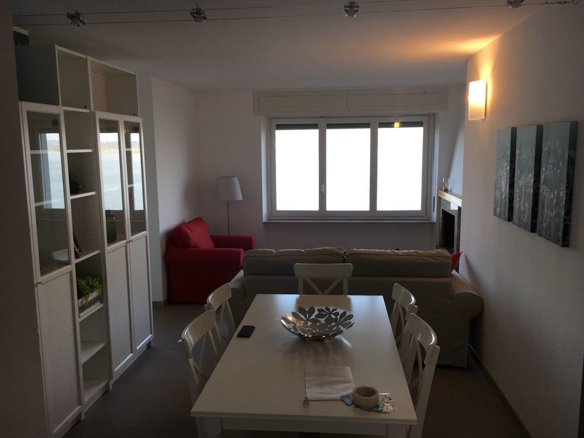 Bmp Apartment Gioiosa 1 Terrazza Vista Lago 벨지라테 외부 사진